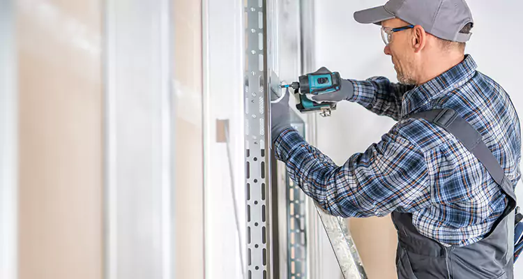 Sliding Door Latch Hardware Repair in Orlando, FL